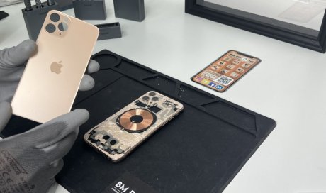 Changement de vitre arrière de smartphone - Lyon - BM Phone